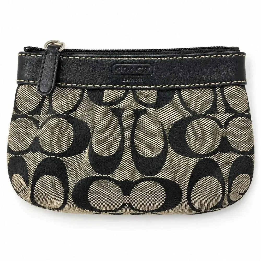 Coach Signature Soho Jacquard Wristlet Black Beige Canvas Leather Zip Clutch